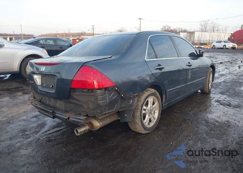 2006 Honda Accord 2.4 Ex z USA, uszkodzony, nr VIN 1HGCM567X6A071665